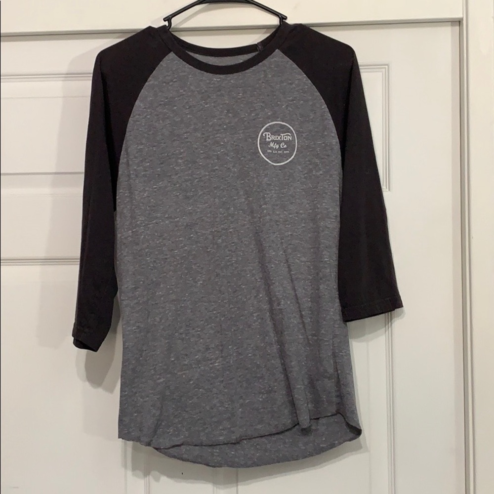 BRIXTON CO. 📛 QUARTER SLEEVE GREY BLACK SMALL